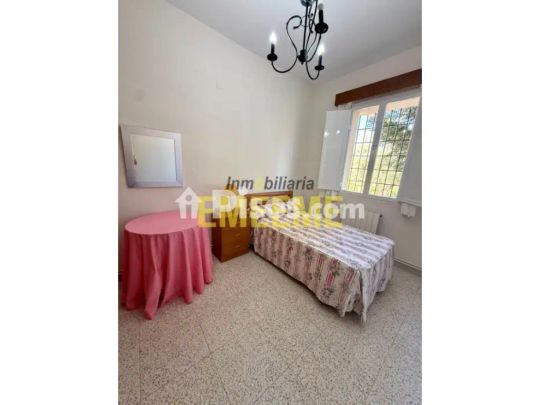 Chalet en alquiler en Arriate - Photo 1