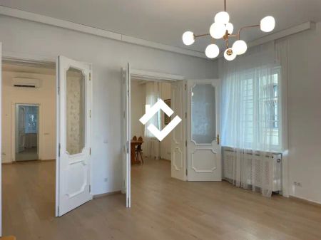 Budapest, I. kerület, Víziváros – Váralja, Tóth Árpád út - Fotó 3
