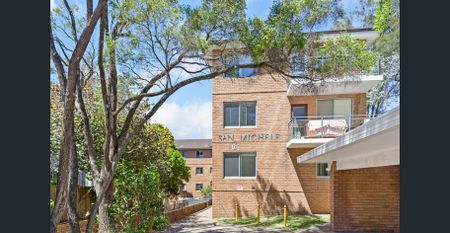 Peaceful Coastal Retreat Moments from Bronte Beach - Photo 5