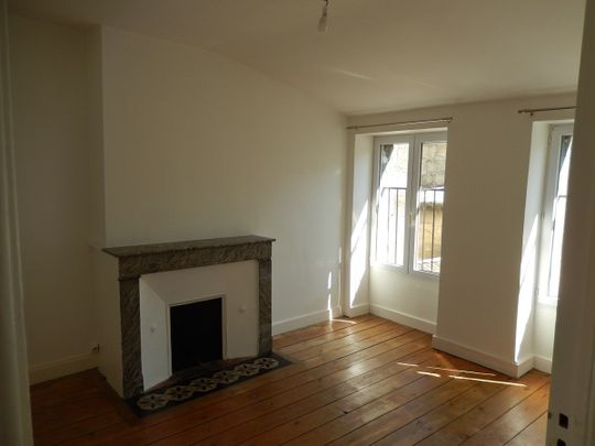 Location Appartement 3 pièces 65m² BORDEAUX 33000 - Photo 1