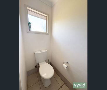 Fully Furnished 2-Bedroom Unit in Quiet Sun Valley Location - Photo 5