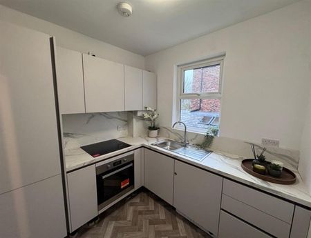 2 Bedroom Apartment Available Arranging tenancy - Photo 5