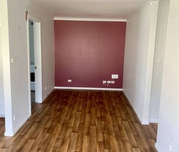 Cottage style home - Photo 6