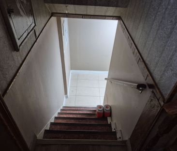 For Lease - 89 Navenby Crescent Unit# BASEMENT, Toronto, Ontario - Photo 5