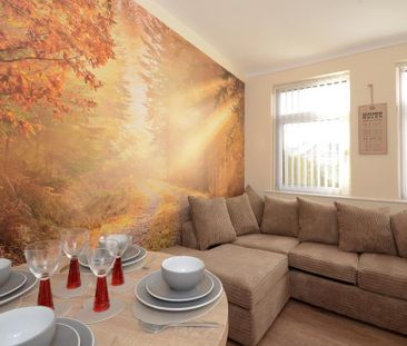 1 bedroom in a house share to rent - Photo 1