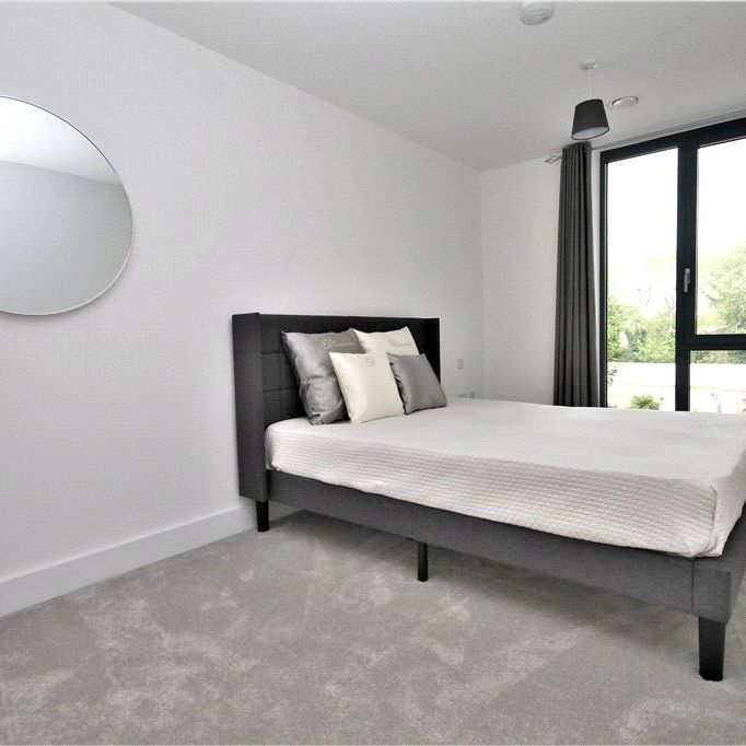 High Street, Staines-upon-Thames, Surrey, TW18 4EY - Photo 1