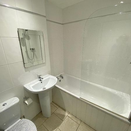 1 bedroom flat to rent - Photo 3