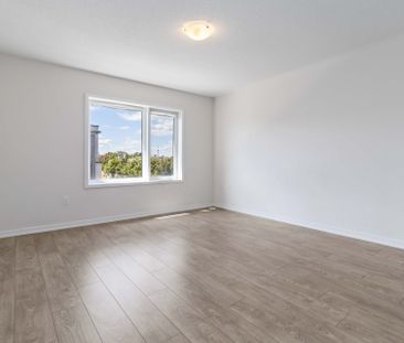 For Lease - 142 Landsbridge Street, Caledon, Ontario - Photo 3