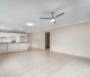 38 Liberty Crescent, Springfield Lakes QLD 4300 - Photo 6