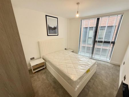 2 bedroom apartment to rent - Photo 4