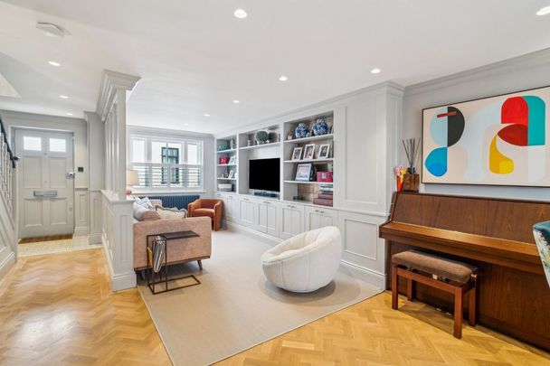 4 bedroom terraced house to rent - Photo 1
