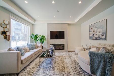 For Lease - 3023 Creekshore Common Unit# 31, Oakville, Ontario - Photo 2