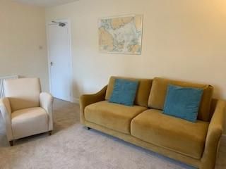 3 bedroom flat to rent - Photo 4