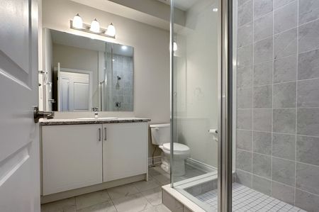 For Lease - 1476 Yellow Rose Circle, Oakville, Ontario - Photo 4