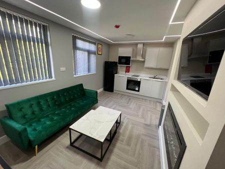 Studio to rent - Photo 2