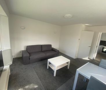 St Aidans Court, Prenton - Photo 4