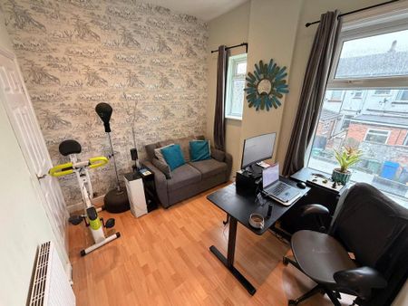 2 bedroom terraced house to rent - Photo 5