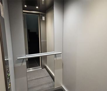 Appartement te huur - Photo 1