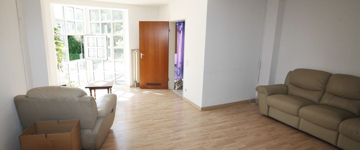 1,5-Zimmerwohnung mit Einbauküche in modernem Mehrfamilienhaus! - Foto 1