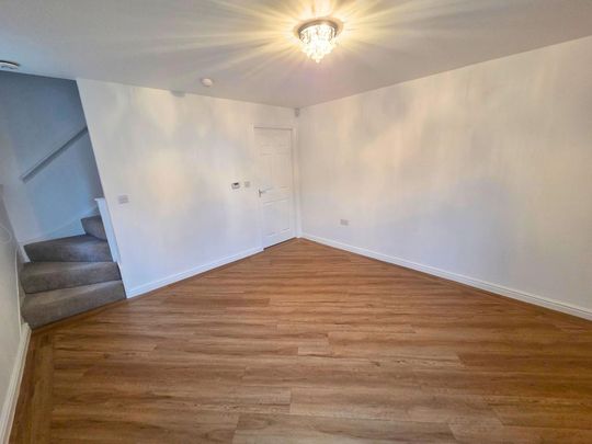 2 bedroom semi-detached house to rent - Photo 1