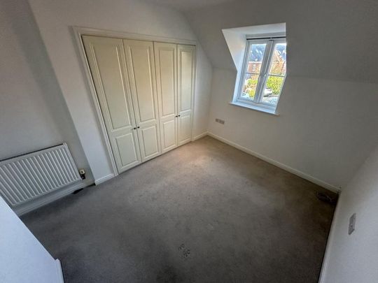 2 bedroom coach house to rent - Photo 1