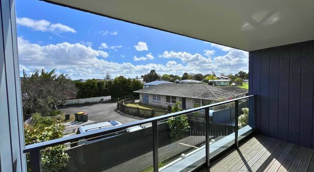 AMAZING APARTMENT AT MIDDLEMORE HOMES - Photo 1