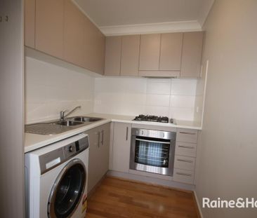 2 Bedroom Granny Flat with Private Courtyard - Photo 5