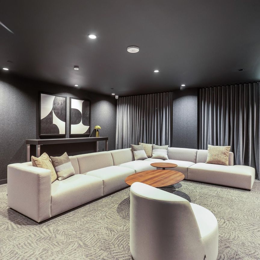 For Lease - 4365 Bloor Street Unit# 112, Toronto, Ontario - Photo 1