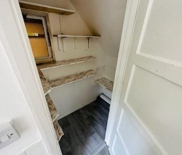 3 bedroom House To Let - Photo 4