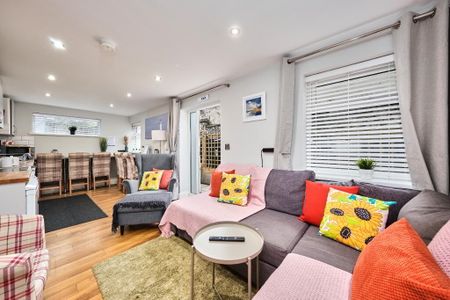 Princess Green (From Sept 2025), 23 Princess Street, Portrush, BT56 8AX - Photo 3