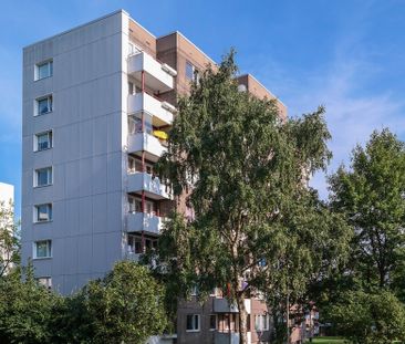 Moderne Wohnung mit Aufzug und Loggia - Photo 2