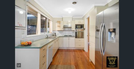 3 Bedroom Family Home in Central Cranbourne - Photo 4