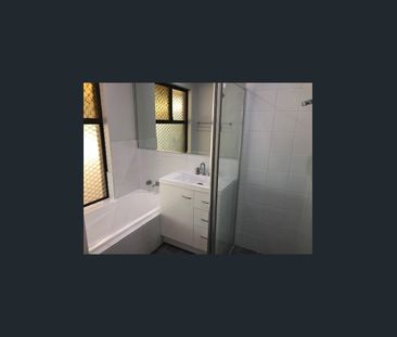 3X 1 FAMILY HOME!! AVAILABLE FOR 3 MONTHS ONLY FROM 22.10.2026 - Photo 3