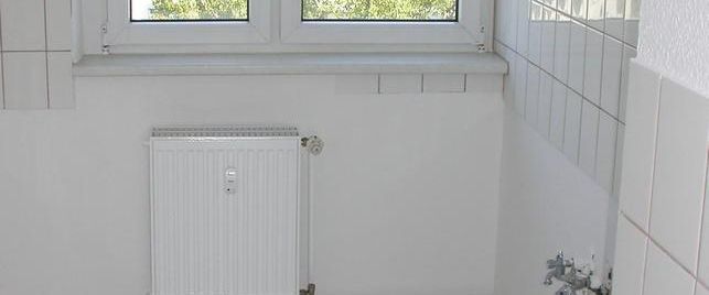 Helle 2-Raum-Wohnung mit Balkon - Foto 1