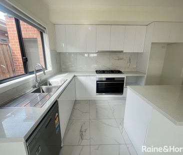 Quality built Modern 4 Bedroom Family Home! - Photo 5