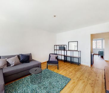 Renovierte Wohnung mit idealen Verkehrsanbindungen - Photo 2