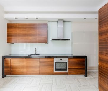Wilanów Niski, dom 360m2, 5 sypialni - Photo 1