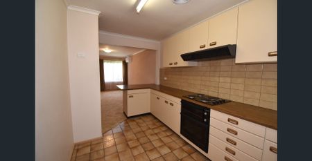 PERFECTLY POSITIONED - Photo 5