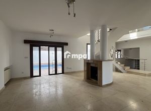 Βίλα για ενοικίαση - Έγκωμη - Φωτογραφία 3