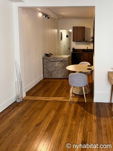 Logement à Paris, Location meublée - Photo 3