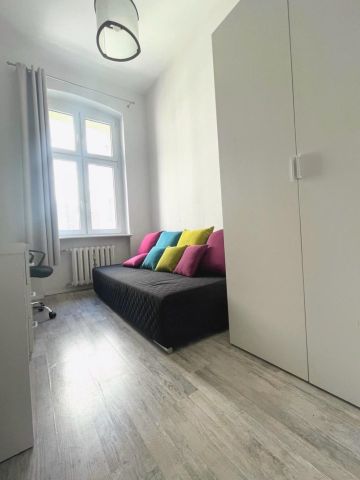 4 POK. MIESZKANIE PRZY BRAMIE PORTOWEJ! - Zdjęcie 2