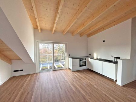 Sanierte 3-Zimmer-Dachgeschosswohnung mit großzügigem Balkon in Hamm-Werries - Photo 3