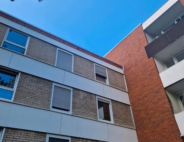 Schöne 4-Zimmer-Wohnung mit Balkon in Frankfurt-Sindlingen - Foto 1