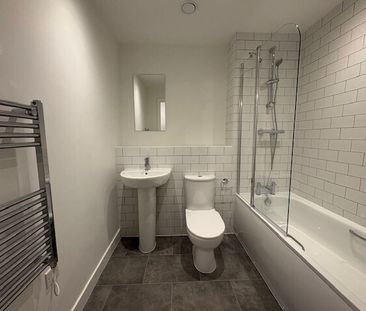 Deansgate Gardens, BL1 - Photo 5