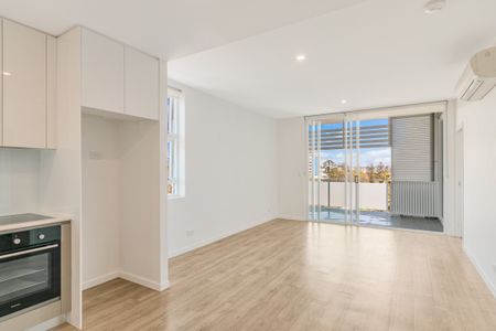 TIDY BEACHFRONT APARTMENT - Photo 3