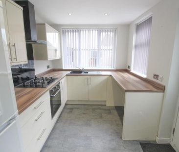 3 bedroom terraced house to rent - Photo 1