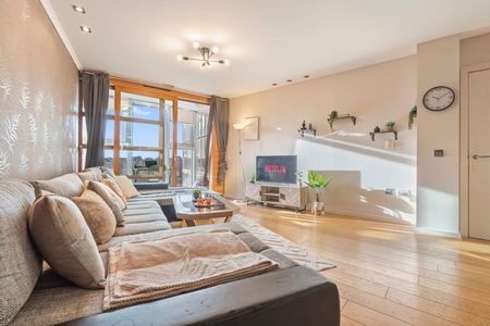 1 Bed Flat, Falcon Wharf, SW11 - Photo 3