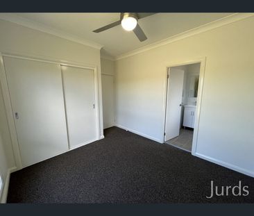 2/35 Evans Street, Cessnock, NSW 2325 - Photo 6