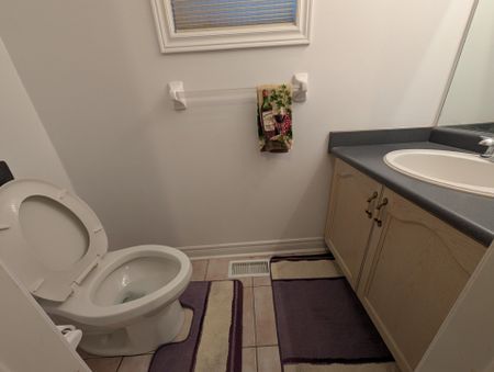 For Lease - 122 Pressed Brick Drive Unit# Upper, Brampton, Ontario - Photo 3