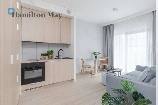 Nowoczesny dwupokojowy apartament z balkonem w prestiżowej inwestycji na Mokotowie - Фото 1